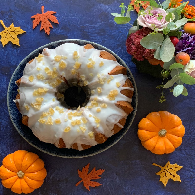 This Spicy Pumpkin Bundt Cake recipe has all the wonderful flavours of fall. Warming ginger, sweet cinnamon, pungent cloves and aromatic nutmeg all combine to make this cake taste so good! If you love fall spices, this is the cake for you!