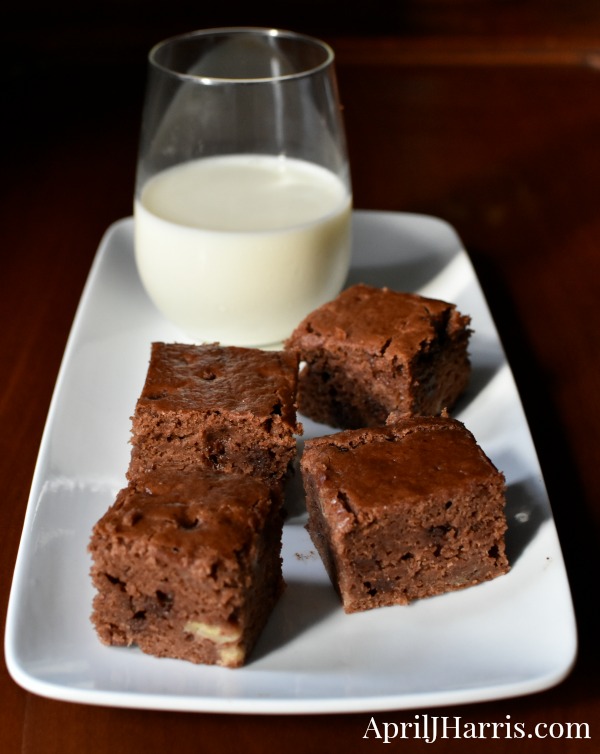 A delicious cake/brownie hybrid my Chocolate Banana Snack Cake is really easy to make