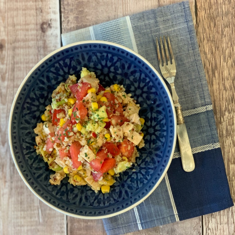 My Chicken Salad with Salsa and Quinoa combines flavourful salsa, grilled chicken and protein packed quinoa for a fresh, healthy salad you will love.