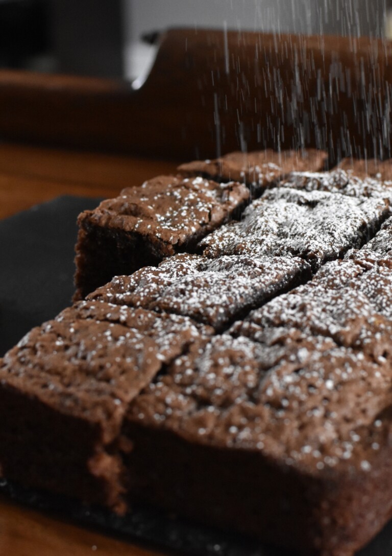Applesauce Pecan Brownies