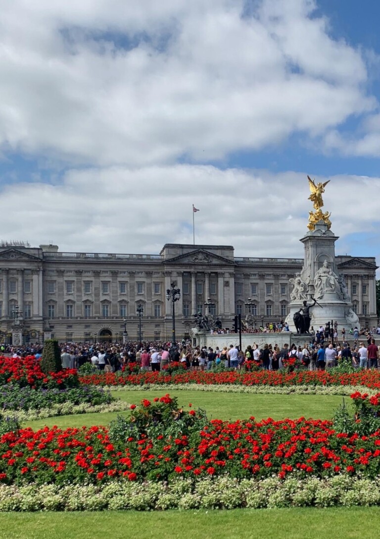 Buckingham Palace viewed from the front